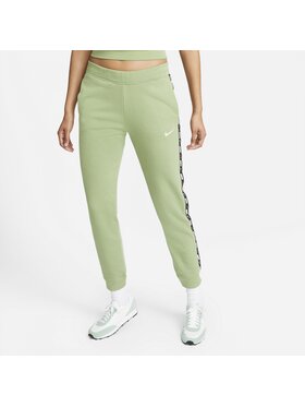 Nike Nike Spodnie dresowe Sportswear Essential Zielony Regular Fit