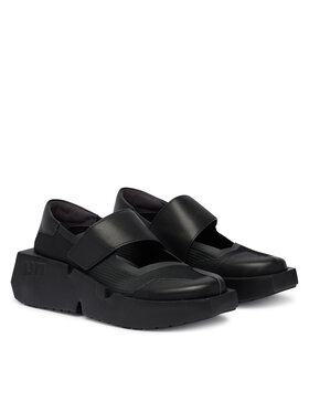 Αθλητικά United Nude