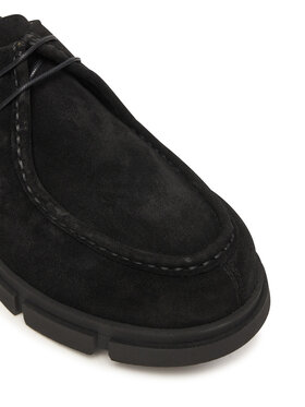 Κλειστά παπούτσια Guess φωτογραφία