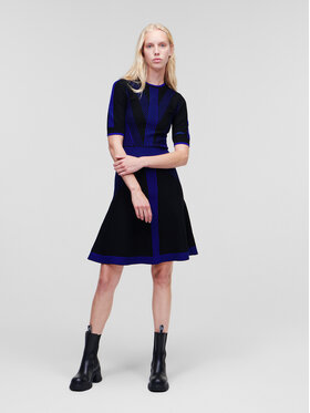 KARL LAGERFELD KARL LAGERFELD Trikotažinė suknelė 226W1350 Juoda Regular Fit