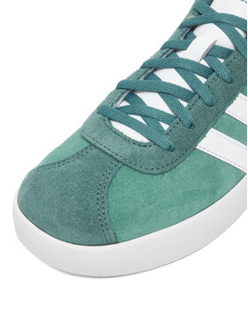 Αθλητικά adidas φωτογραφία