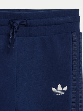 Φόρμα adidas φωτογραφία