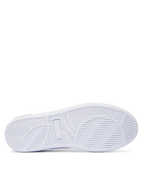 Αθλητικά Lacoste