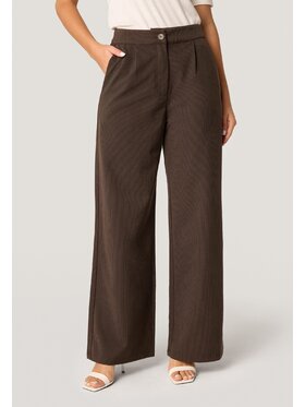QUIOSQUE QUIOSQUE Spodnie materiałowe Quiosque 3TP003126 Brązowy Regular Fit