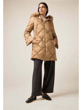 Oltre Oltre Giubbotto piumino F832R001445N012 Écru A-Line Fit