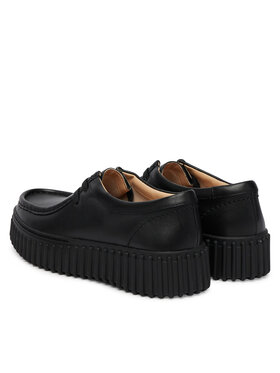 Κλειστά παπούτσια Clarks