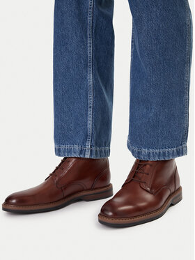 Clarks Clarks Gležnjarji Aldwin Chukka 26178425 Rjava