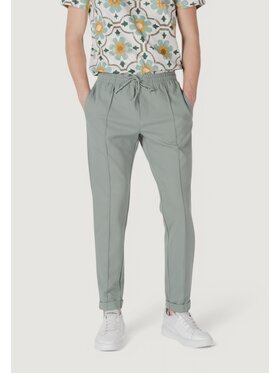 Antony Morato Antony Morato Παντελόνι φόρμας CARROT FIT WITH LOGOED METAL BADGE Πράσινο Carrot Fit