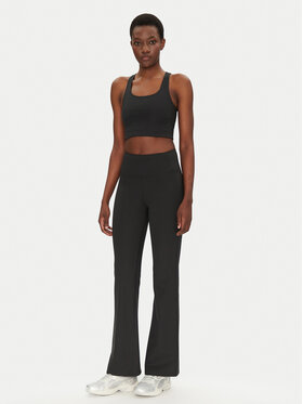 Κολάν Girlfriend Collective φωτογραφία