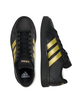 Αθλητικά adidas φωτογραφία