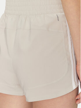 Αθλητικό σορτς adidas φωτογραφία