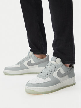Nike Nike Laisvalaikio batai Air Force 1 '07 Lv8 FJ4170 003 Pilka
