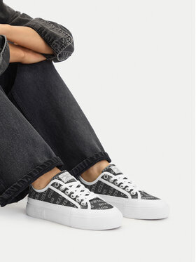 Guess Jeans Guess Jeans Tenisky CWBEO-GJ13456 Čierna