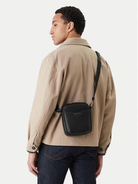 Armani Exchange Armani Exchange Плоска сумка XM002584 AF22651 UC001 Чорний