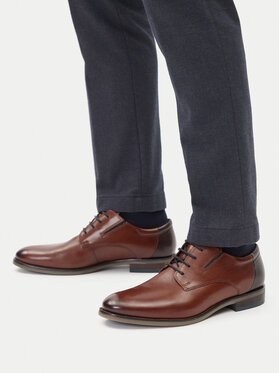 Κλειστά παπούτσια Bugatti φωτογραφία