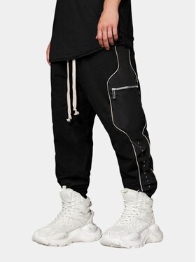 MADE BY SOCIETY MADE BY SOCIETY Spodnie materiałowe Pantaloni AKASHA - P17404 Czarny Basic Fit