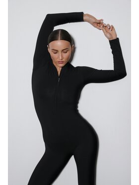 Estro Estro Kombinezon ER00119506 Czarny Slim Fit