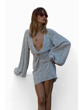 RÊVER DE MOI RÊVER DE MOI Sukienka codzienna VALENTINA WHITE DOTS DRESS Biały Slim Fit