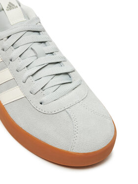 Αθλητικά adidas φωτογραφία