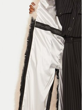 Γούνα YES LONDON φωτογραφία