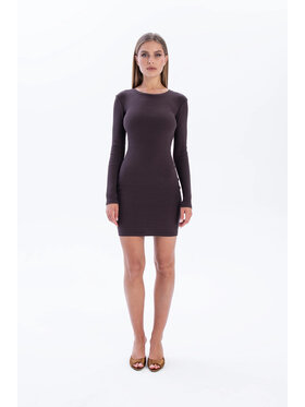 Nudyess Nudyess Sukienka dzianinowa Eos Mini z prążka Brązowy Fitted Fit