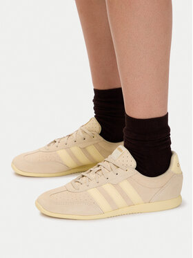 adidas adidas Sneakersy Barreda Lo Shoes KJ4747 Beżowy jasny