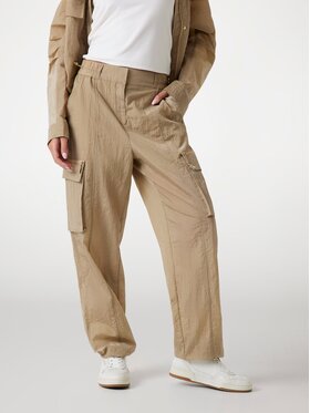 Guess Guess Spodnie materiałowe 176067 Brązowy Slim Fit