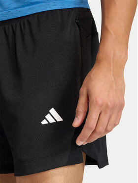 Αθλητικό σορτς adidas φωτογραφία