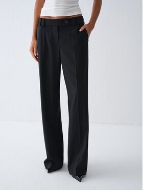 La Mania La Mania Spodnie garniturowe SELI Czarny Basic Fit