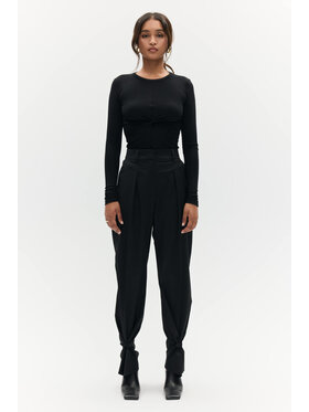 BENU BENU Blusa Bluzka Skręcona Nero Slim Fit