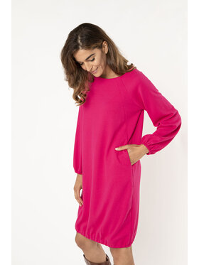 QUIOSQUE QUIOSQUE Sukienka codzienna MOLLY DRESS Różowy Regular Fit