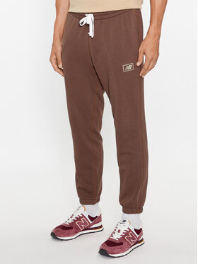New Balance New Balance Pantaloni trening NB Essentials Sweatpant MP33509 Maro Regular Fit