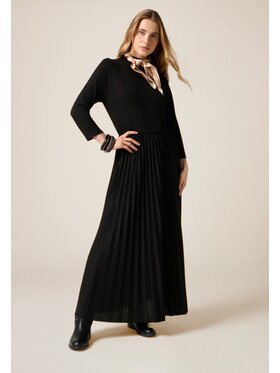 Oltre Oltre Abito da sera 7072J000959N033 Nero A-Line Fit