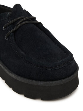 Κλειστά παπούτσια Clarks