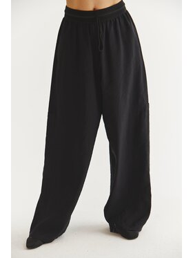 MMC Studio MMC Studio Sneakersy MMC Spodnie Nabil Neo Czarne M/L Czarny Oversize