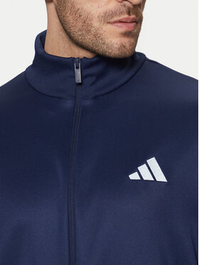 Φόρμα adidas φωτογραφία