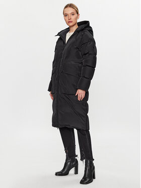 Peak Performance Peak Performance Pūkinė striukė Stella G77950010 Juoda Regular Fit