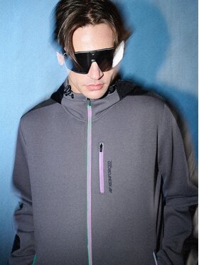 4F 4F Bluza IN MOTION Szary Regular Fit