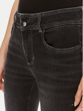 Τζιν Guess