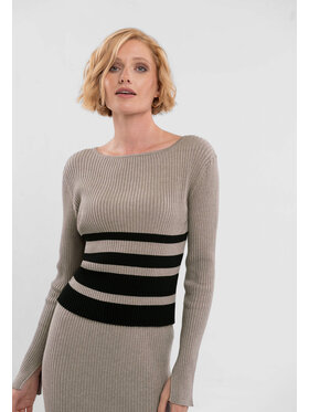 Volcano Volcano Sweter S-LARA Czarny Regular Fit