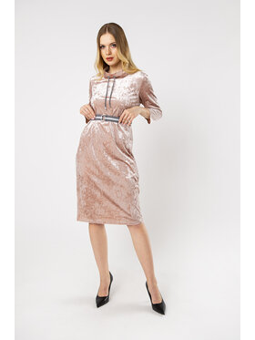 QUIOSQUE QUIOSQUE Sukienka codzienna VELVEANA DRESS Różowy Regular Fit