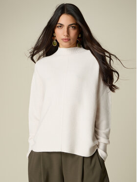 Oltre Oltre Sweter M156E002165N021 Biały Regular Fit