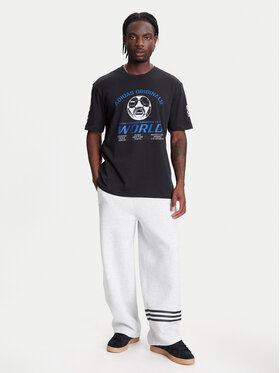 T-Shirt adidas φωτογραφία