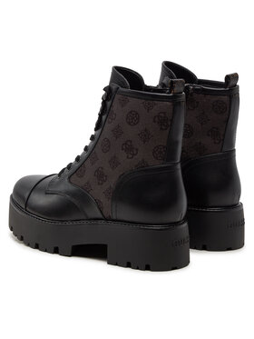 Μποτίνια Guess