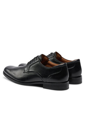 Κλειστά παπούτσια Clarks φωτογραφία