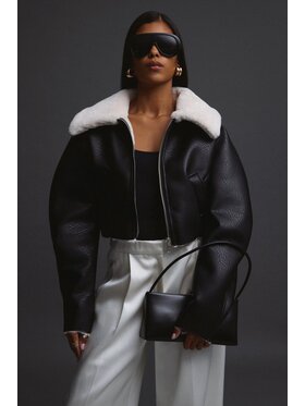 Estro Estro Cappotto in shearling ER00118057 Nero Short Fit