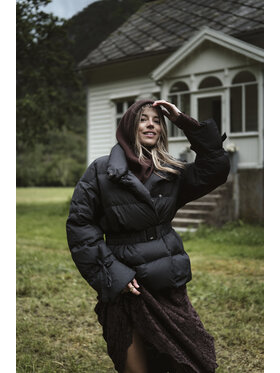 BIZUU BIZUU Zimní bunda DOWN PUFFER HIJACKET Černá Standard Fit
