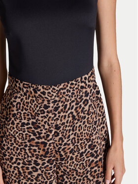 Ολόσωμη φόρμα Swing φωτογραφία