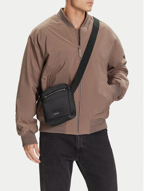 Calvin Klein Calvin Klein Torbica za okrog pasu Sleek Nylon Reporter LV04D3176G Črna