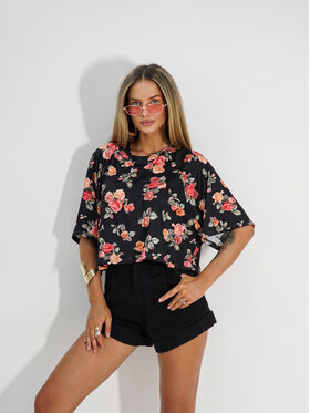 LilaLou LilaLou T-Shirt Flora Czarny Regular Fit